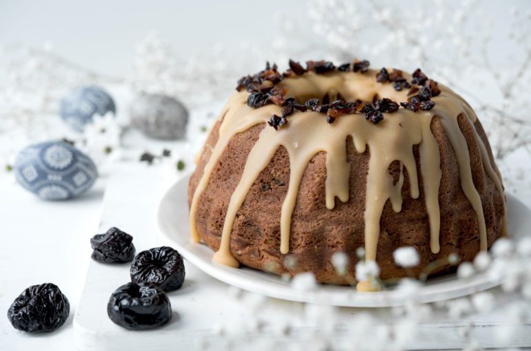 Babka rumowo-śliwkowa